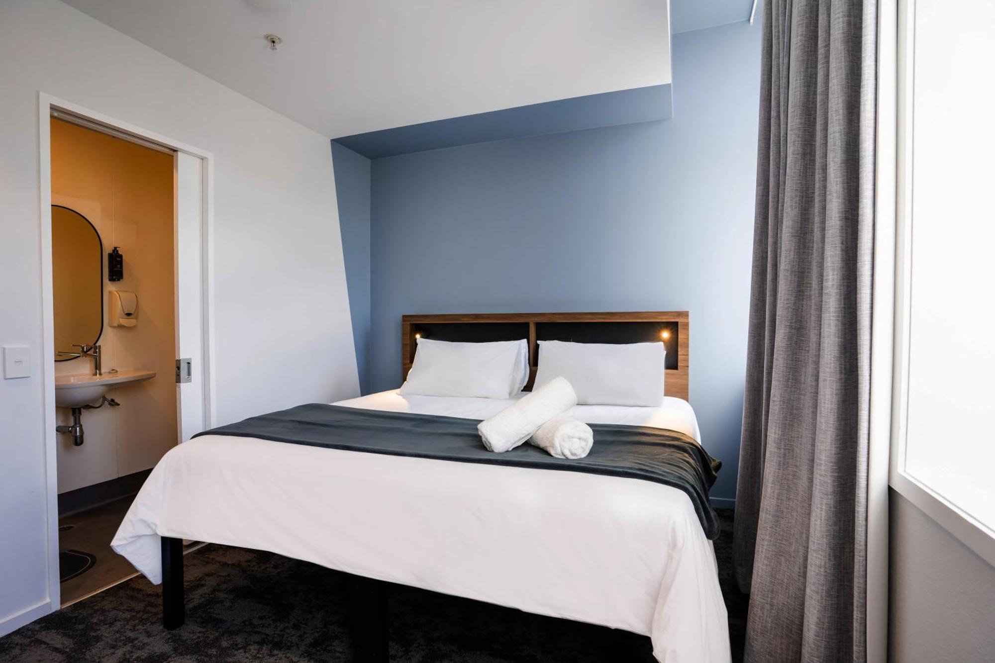 วายเอชเอ เวลลิงตั้น Hostel เวลลิงตัน ภายนอก รูปภาพ A room at the hotel