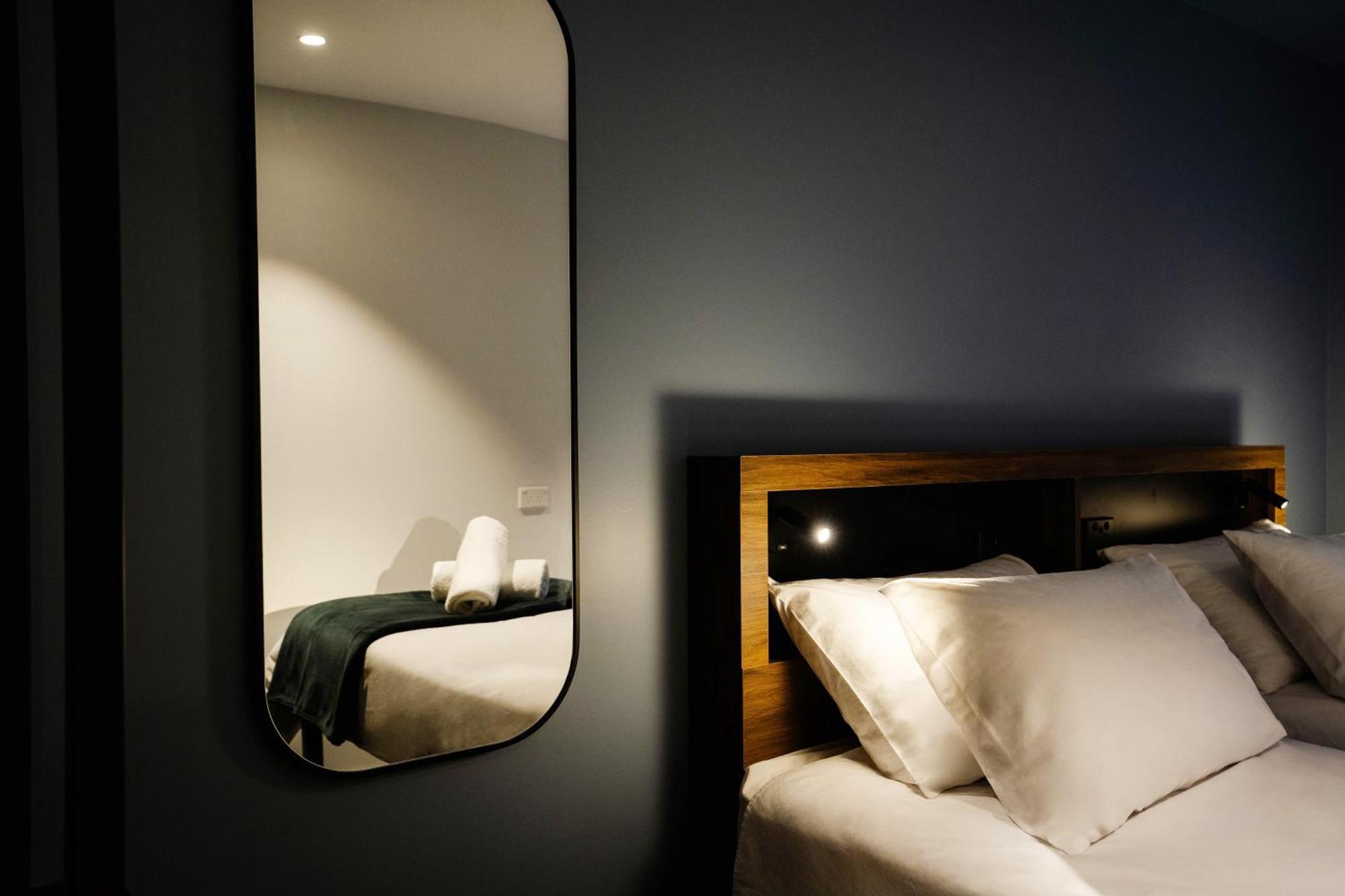 วายเอชเอ เวลลิงตั้น Hostel เวลลิงตัน ภายนอก รูปภาพ A room at the hotel