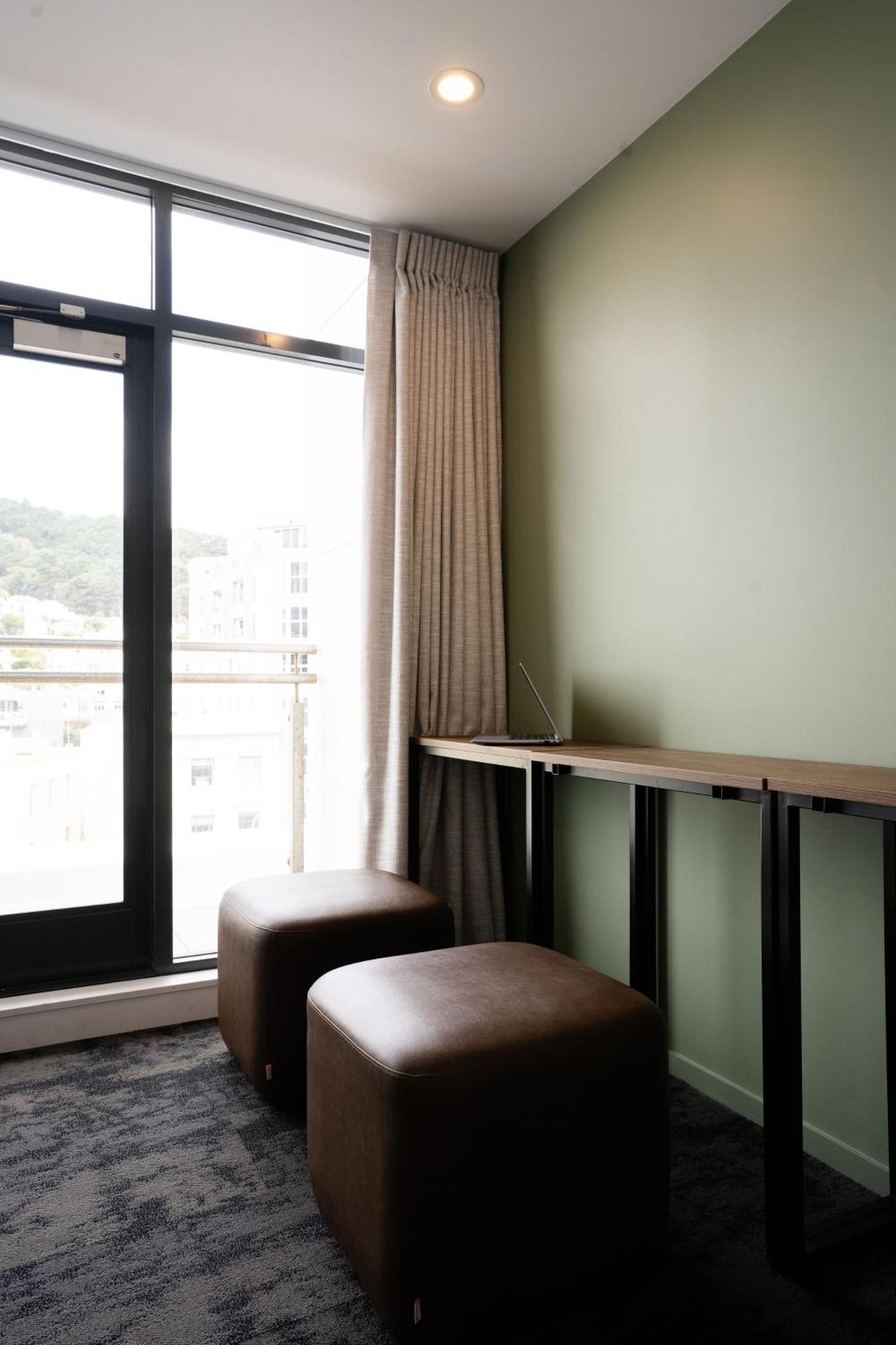วายเอชเอ เวลลิงตั้น Hostel เวลลิงตัน ภายนอก รูปภาพ A room at the hotel